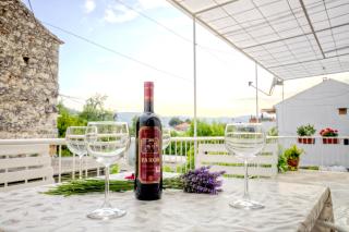 Guesthouse Wish - Stari Grad - 1
