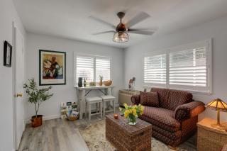 Hot Tub and Grill Pet-Friendly Apt, Walk to Midtown - 7