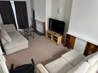 Tomla Inn-3 Beds House - 6 people sleeps-Greenwich Holiday Short Let - Plumstead - 7