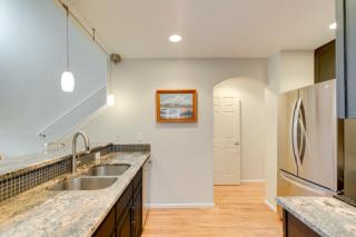 1 Mi to Dtwn Stylish Denver Home with Patio - 2
