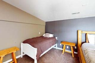 Scenic View Lodge - Entire Property - Bloomington - 5