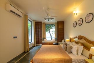 StayVista's The Tree House - City-Center Villa with Outdoor Pool, Spacious Balconies & Vast Lawn - Jaipur - 1
