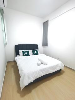 Super Comfort 2R2B Luxury Seaview Sandakan - Sandakan - 1