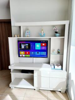 Fantastic Beach condo with pool and mountain views - 3