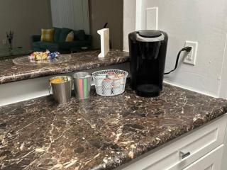 Cozy Retreat 1.8 Mi to Stadium - Gainesville - 2