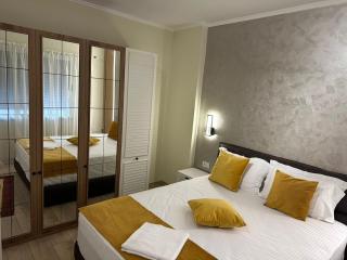City Center Tirana luxury Orange Apartment 9A - Tirana - 8