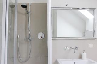 Wunderschöne, großzügige Wohnung - Bad Soden am Taunus - 3