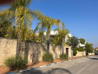 Luxury peaceful, free parking with security room Mamad - 7