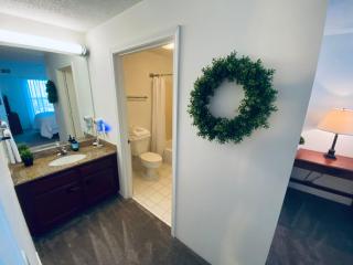 The Holistic Escape w/Fast WiFi & Free Parking - 5