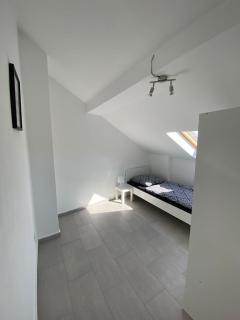 Ferien-& Monteurwohnung - Übach-Palenberg - 0