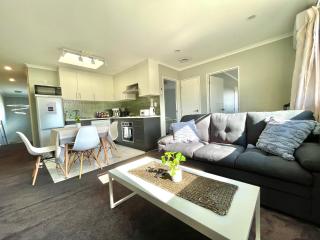 Albany Modern Private 2 bedroom 2 bathroom with Full Kitchen Netflix - Auckland - 9