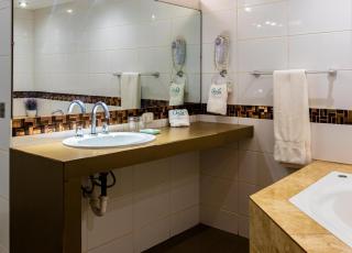 Qala Hotels & Resorts - 8