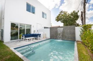 Modern 4-Bedroom Townhouse with Pool! - 2