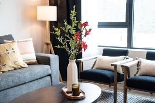 The Selkirk House by Revelstoke Vacations - 8