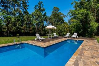 Chácara com jardim e piscina no alto da serra - 9