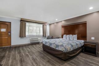 Motel 6 Carlsbad, Ca- North - 5