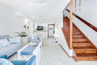 Sandy Feet Hideaway at Four Mile Beach - Port Douglas - 9