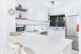 Sandy Feet Hideaway at Four Mile Beach - 6