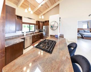Private Pool & Spa-Beautiful Oceanview Home - Kailua-Kona - 6