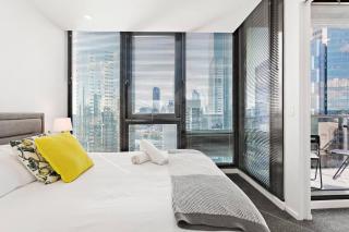 'Sensational Southbank' A Modern Resort style Stay - 2