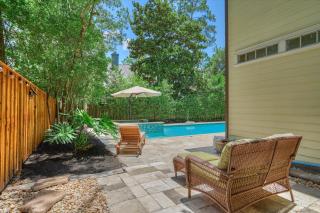 Woodlands Contemporary 4BR3Bath with heated Pool and Spa - 7