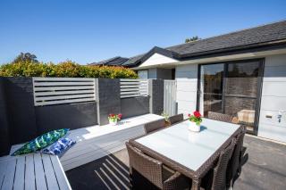 Alkira - Pet Friendly - 4 Mins Walk to Beach - Culburra Beach - 5