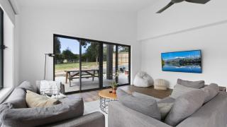 Sams House - Metung - 5