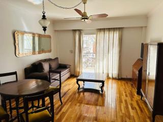 Chic & Stylish: Modern Apartment - 0