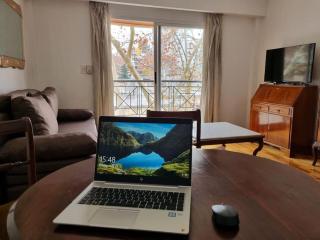 Chic & Stylish: Modern Apartment - 6