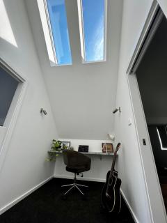 Berrara Brand New Beach House - 4
