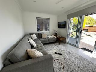 Berrara Brand New Beach House - Berrara - 5