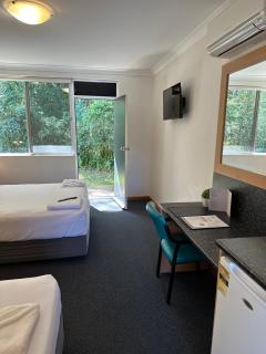 Bull and Bush Hotel - Medowie - 2
