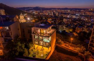 Entire House - Cityscape Retreat: The View - Tbilisi - 7
