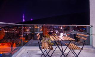 Entire House - Cityscape Retreat: The View - Tbilisi - 5