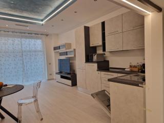 n&ghomesweethome Van Gogh Elegante e confortevole casa vacanze - Milan - 1