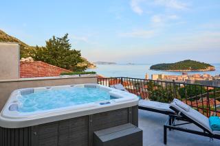 New & Stunning Views in Luxury 5* Divona Apartment - Dubrovnik - 9