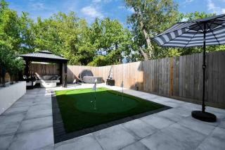Mini Golf - With Hot Tub- Mins to Downtown Nightlife - Houston - 9