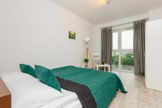 Rondo Wiatraczna Apartment with Parking by Noclegi Renters - Varsavia - 9