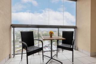 Rondo Wiatraczna Apartment with Parking by Noclegi Renters - Varsavia - 8