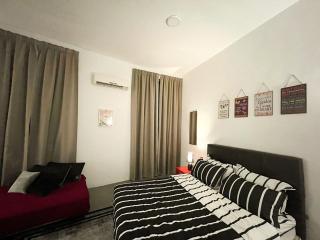 Immense Studio EmpireDamansara/WiFi/Netflix - Petaling Jaya - 4