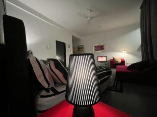 Immense Studio EmpireDamansara/WiFi/Netflix - Petaling Jaya - 3