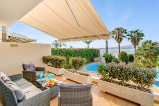 Beach Front Villa Mer Blu by Ezoria Villas - Coral Bay - 8
