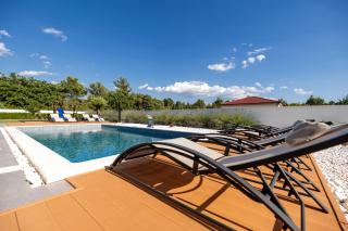 Contemporary Zadar Villa 4 Bedrooms Villa Barako Prestige Private Heated Pool Air-Conditioning Zaton - Nin - 0
