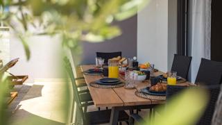 Villa Leonardo by Villas Holiday - 1