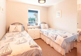 Superb sea front apartment with great sea views - Ilfracombe - 2