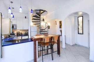 Getaway in Greece by HolyGuest - Tel Aviv - 2