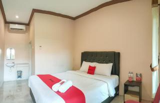 RedDoorz Syariah near Lippo Plaza Sidoarjo - Sidoarjo - 6