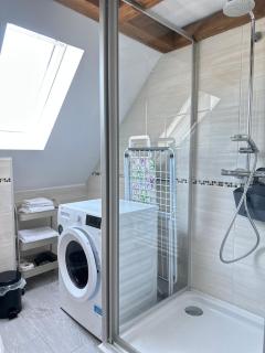 1 Zimmer Wohnung DG mit Klimaanlage und kleinen Balkon - Oedheim - 5