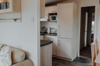 Caravan with sea views on the coast near St Davids - Pembrokeshire - 2