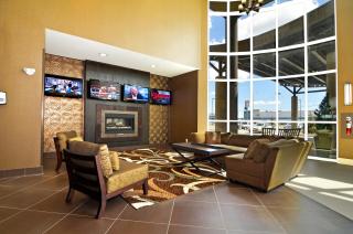 Best Western Premier Freeport Inn Calgary Airport - 9